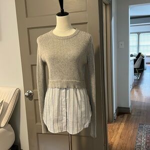 Cashmere sweater w/ 1/2 B/D